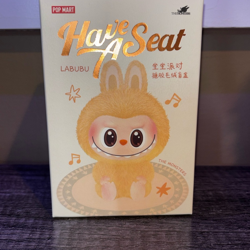 Labubu 'Have A Seat' Entire Case